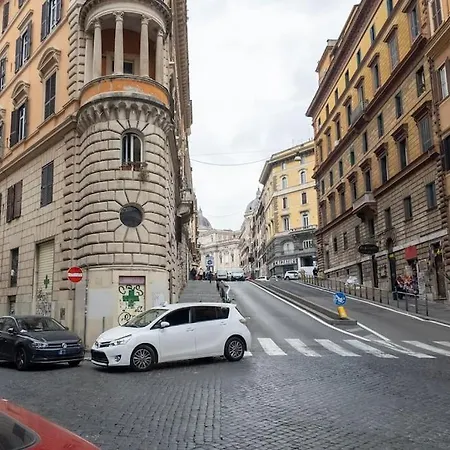 Διαμέρισμα New! Monti 63 *